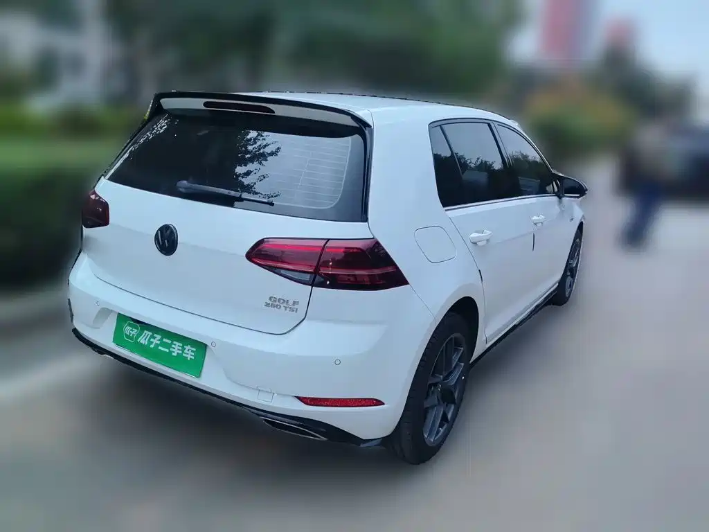Volkswagen Golf — миниатюра 4