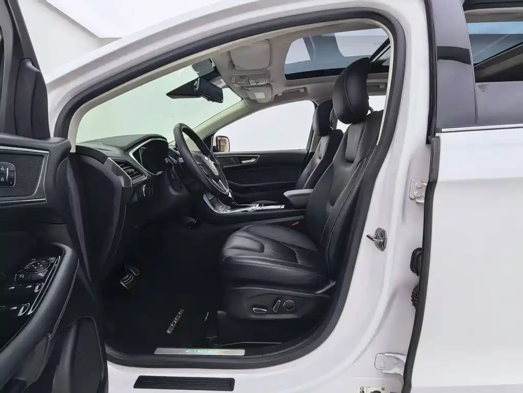 Ford Edge — миниатюра 20