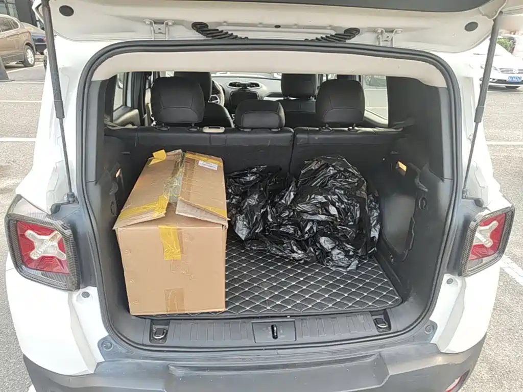 Jeep Renegade — миниатюра 19
