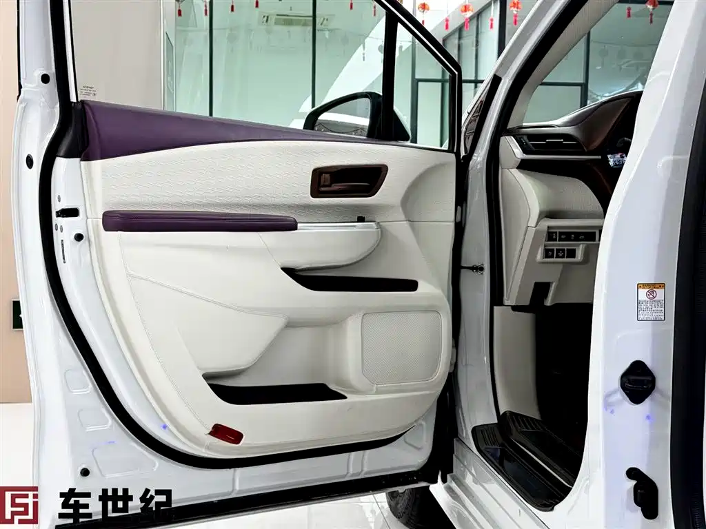 Toyota Sienna 2026 2.5L Comfort