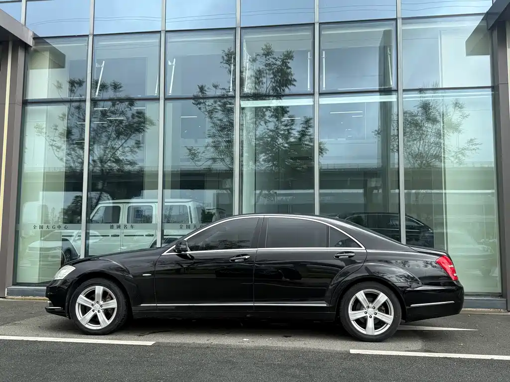 Mercedes-Benz S-Class — миниатюра 4