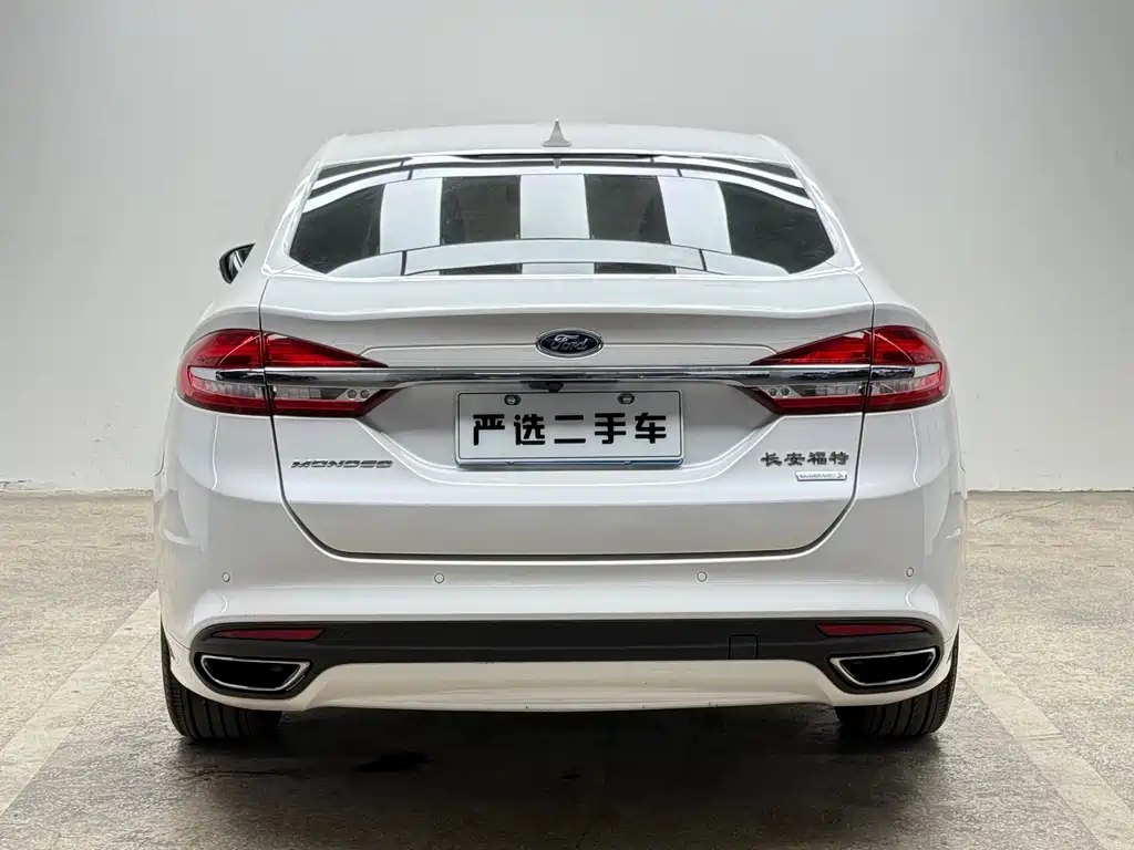Ford Mondeo - фото 6