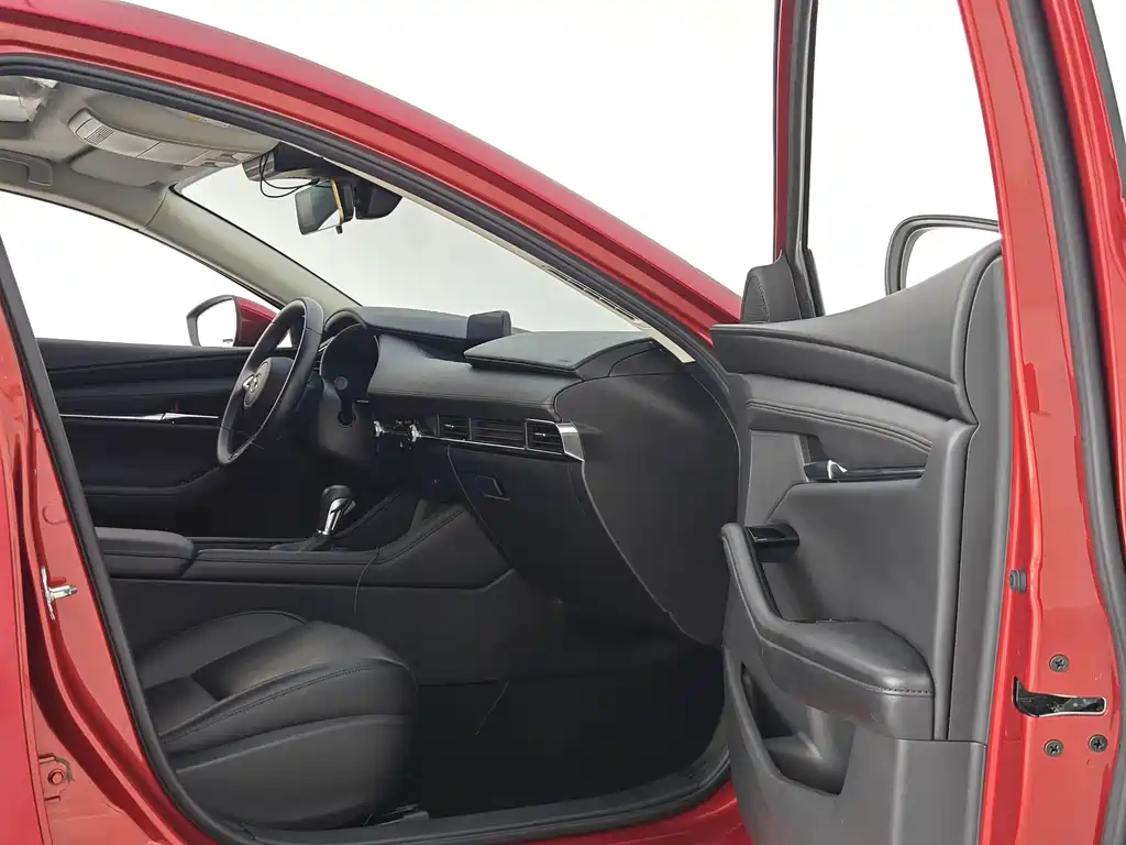 Mazda 3 Axela — миниатюра 16