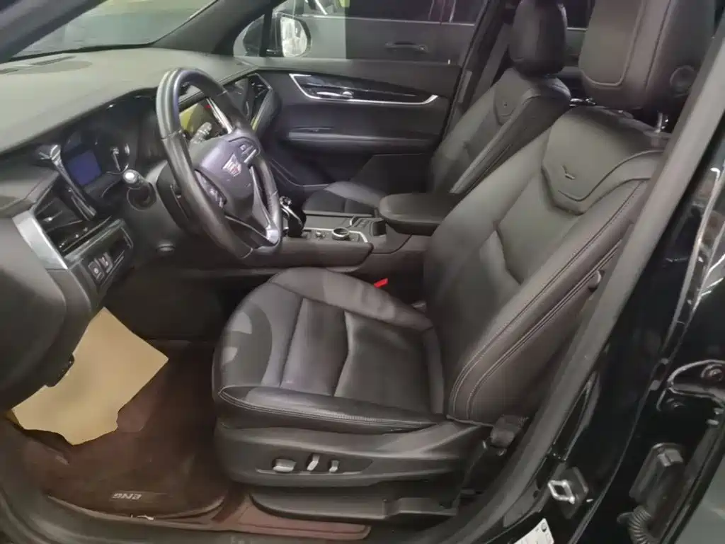 Cadillac XT6 — миниатюра 14