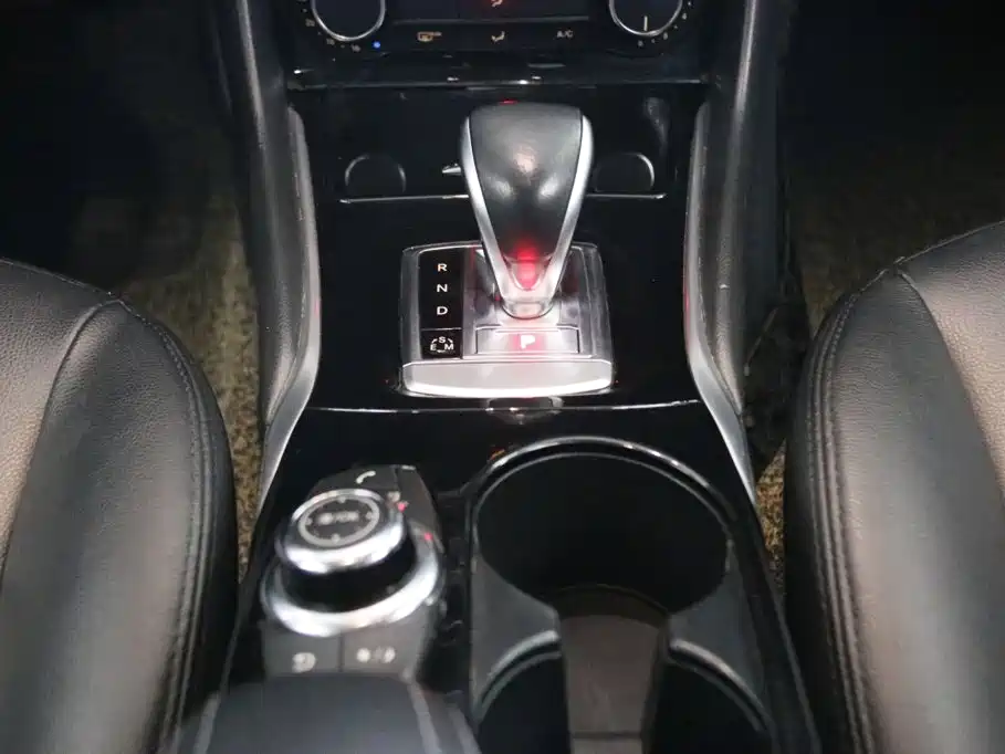 Infiniti QX30 — миниатюра 9