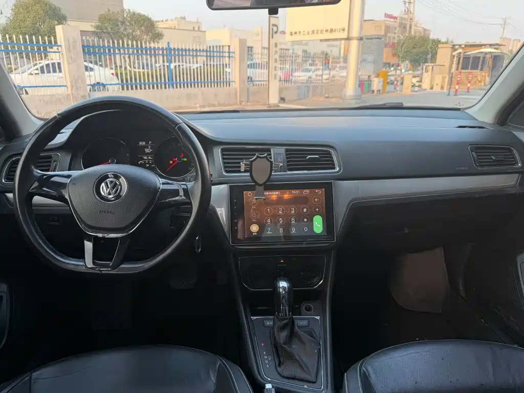 Volkswagen Lavida — миниатюра 18