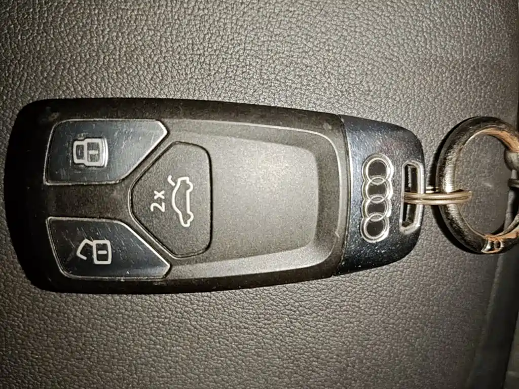 Audi A4L — миниатюра 9