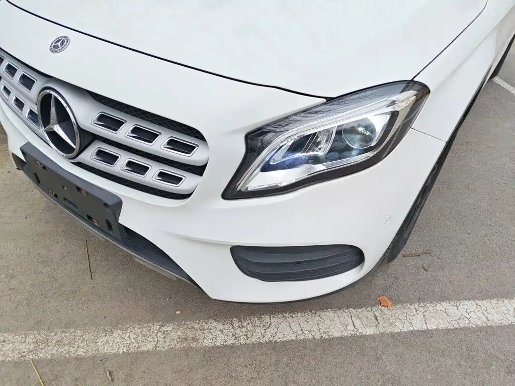 Mercedes-Benz GLA — миниатюра 18
