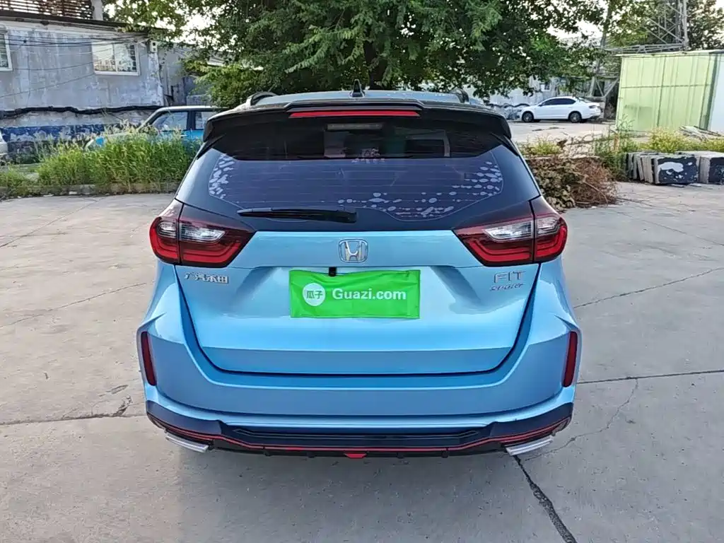 Honda Fit — миниатюра 6