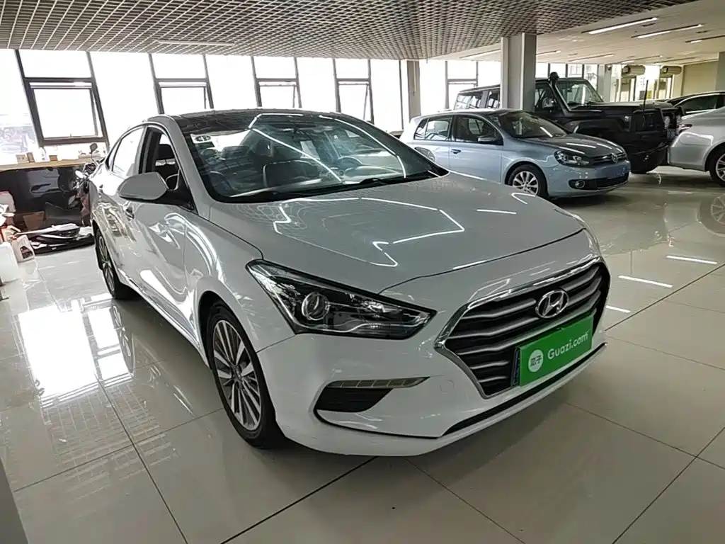 Hyundai Mistra — миниатюра 4
