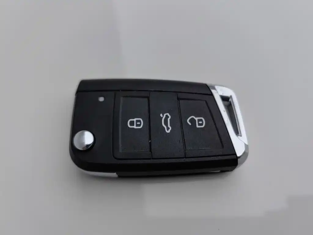 Volkswagen Tiguan L — миниатюра 19