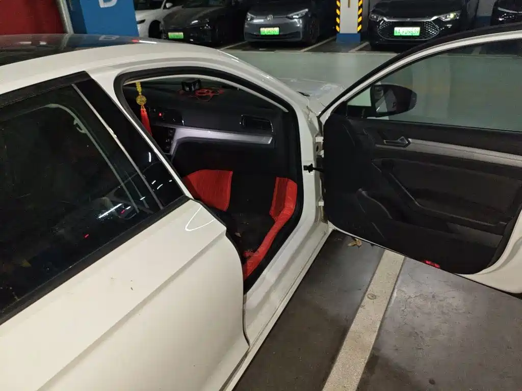 Volkswagen Lamando — миниатюра 19