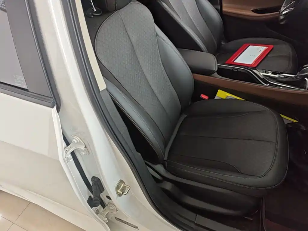 Buick Verano — миниатюра 25