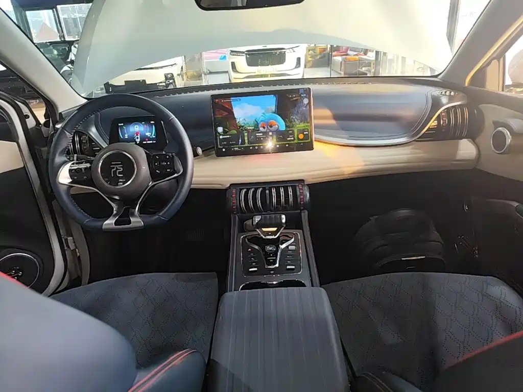 BYD Yuan Plus — миниатюра 10