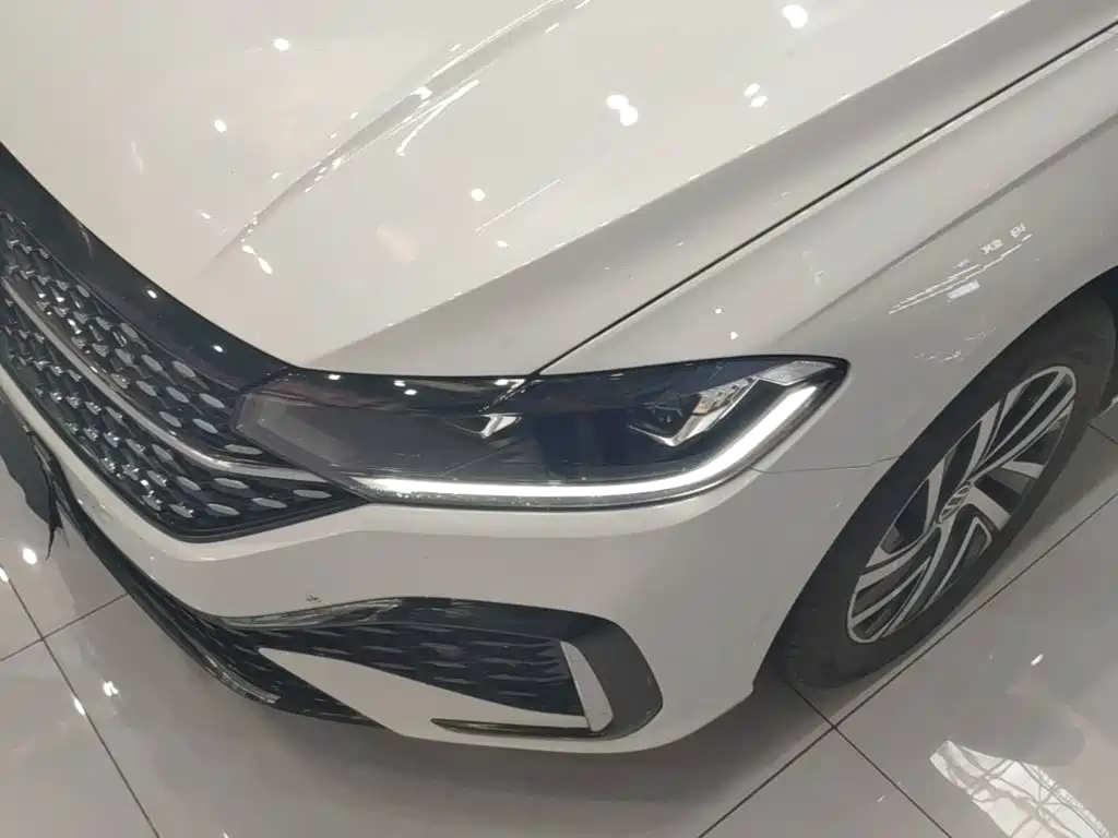 Volkswagen Lavida — миниатюра 24