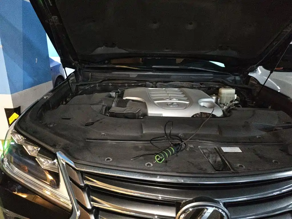 Lexus LX — миниатюра 21