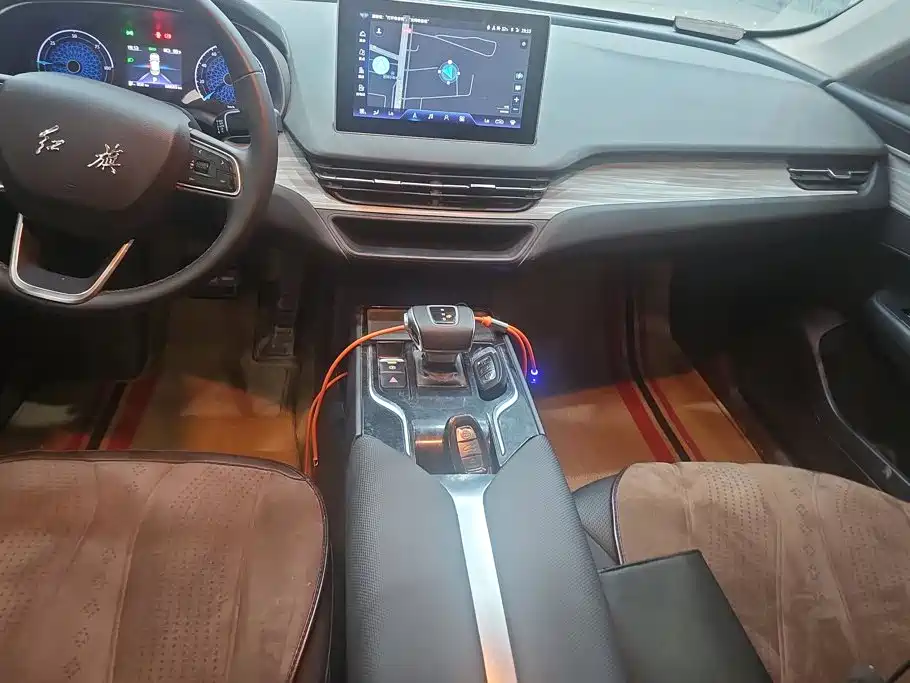 Hongqi Hongqi E-QM5 — миниатюра 16
