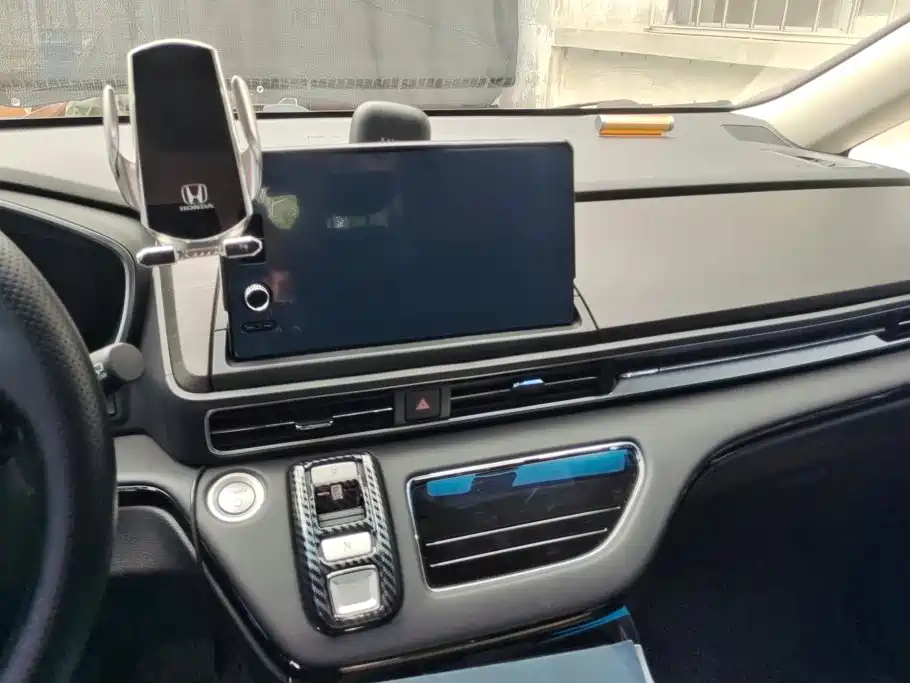 Honda Elysion — миниатюра 13