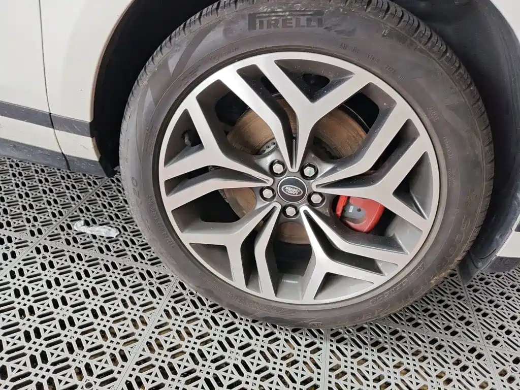 Land Rover Evoque — миниатюра 8