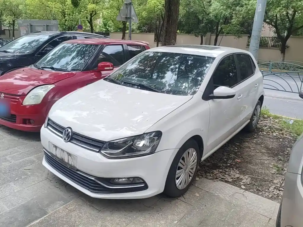 Volkswagen Polo 2018 1.5L AT