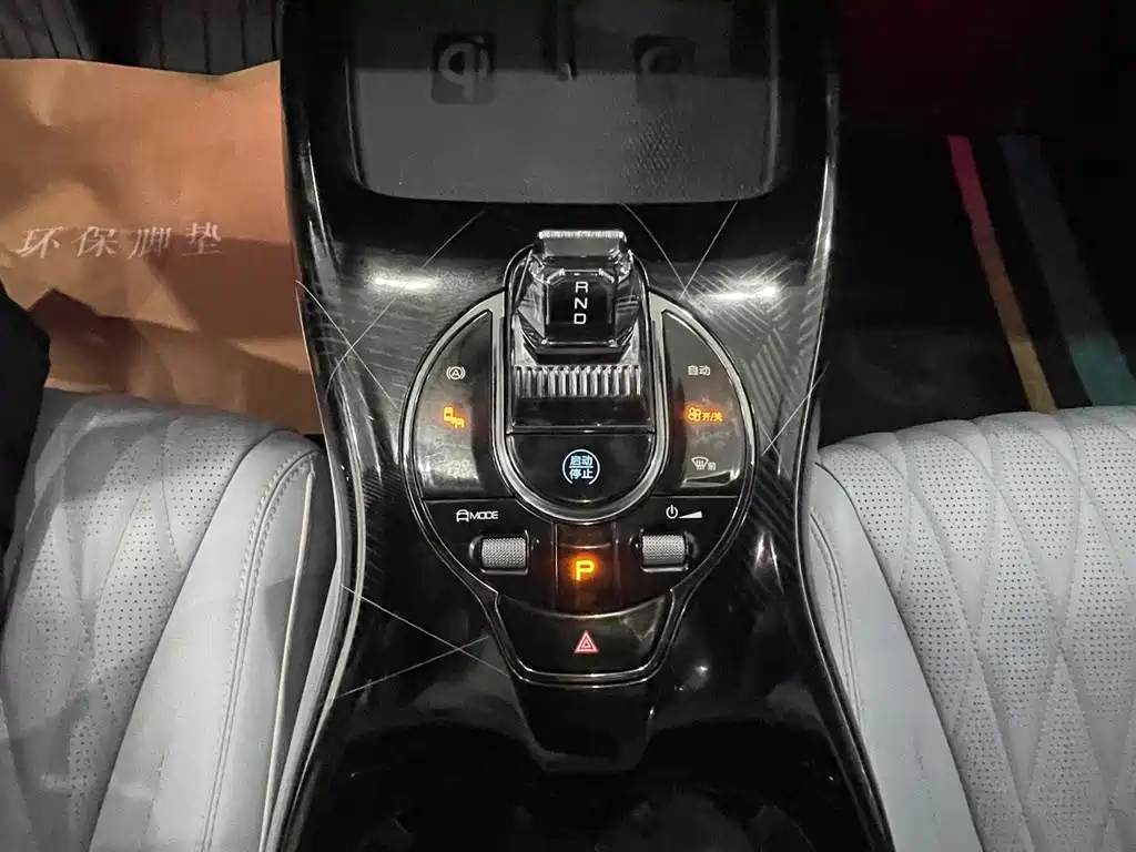 BYD Seal — миниатюра 9