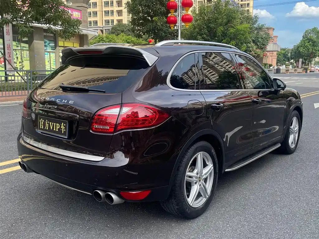 Porsche Cayenne 2014 Cayenne Platinum Edition 3.0T