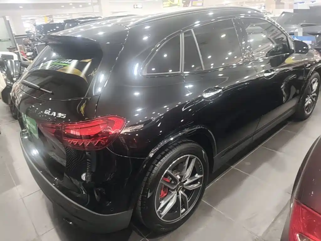 Mercedes-Benz GLA AMG — миниатюра 7