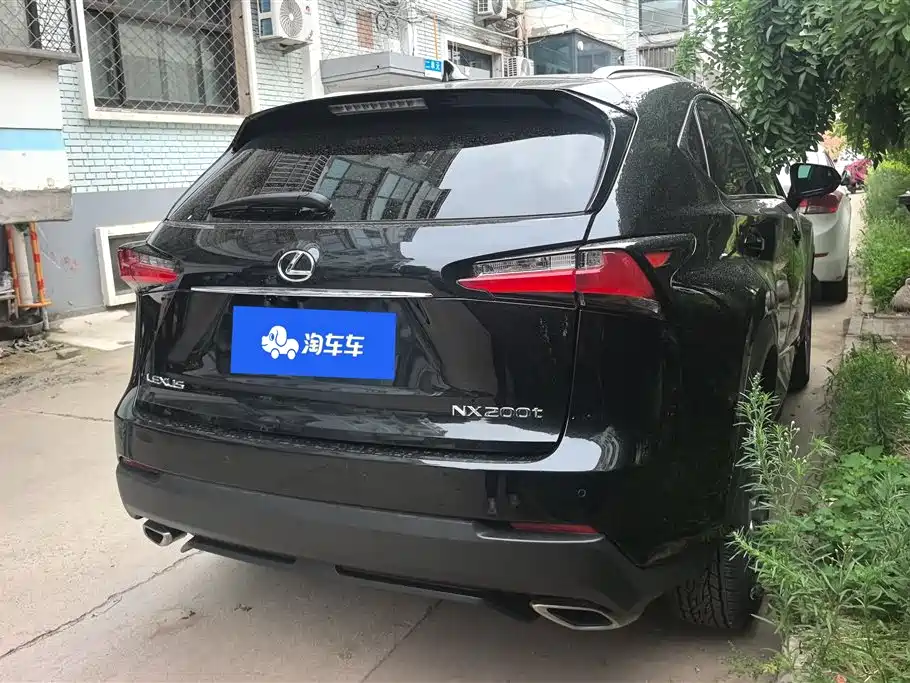 Lexus NX 2015 200t