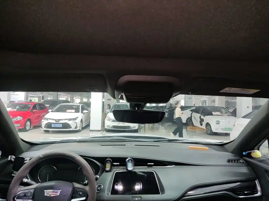 Cadillac XT4 — миниатюра 18