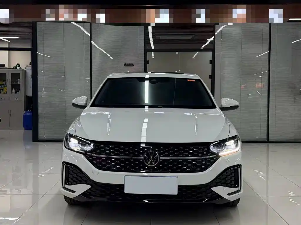 Volkswagen Lavida — миниатюра 5