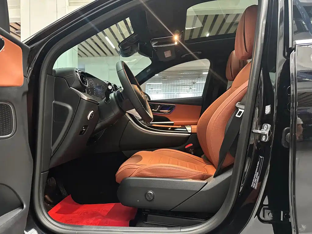 Mercedes-Benz GLC — миниатюра 9