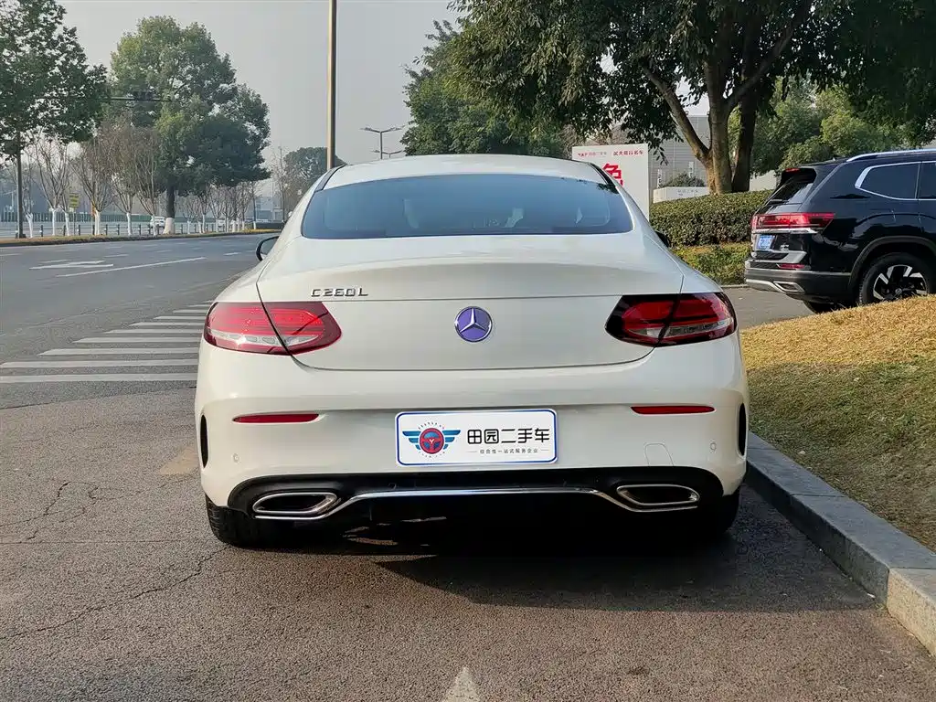 MERCEDES-BENZ C CLASS