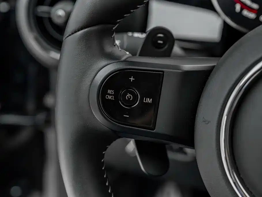 MINI Mini JCW — миниатюра 9