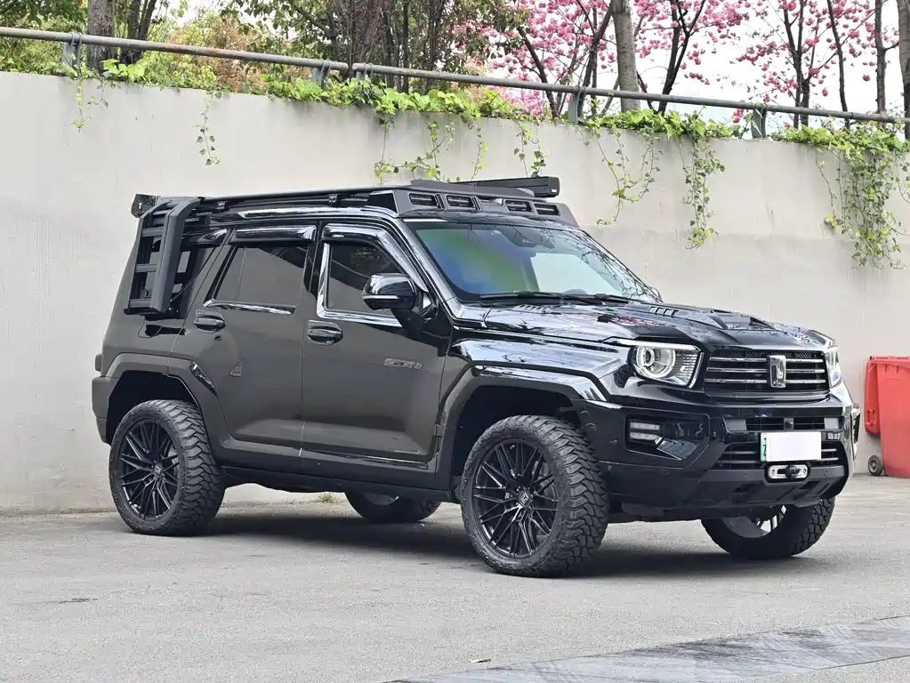 TANK TANK 700 NEW ENERGY