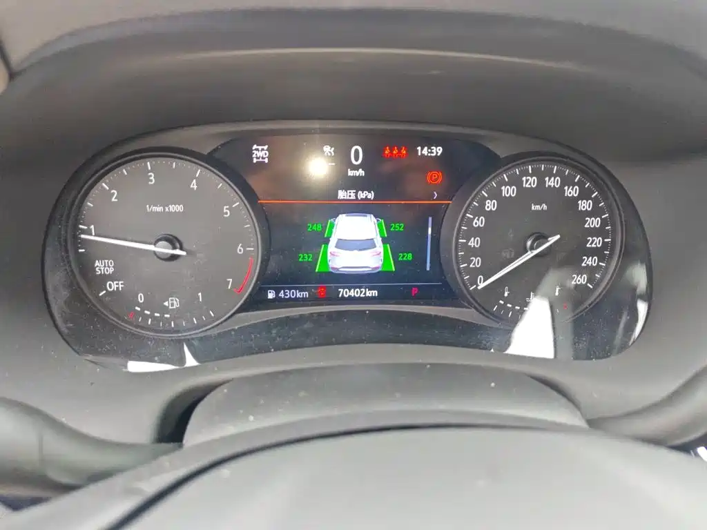 Buick Enclave — миниатюра 7