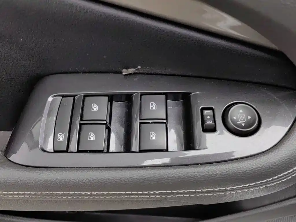 Chevrolet Malibu — миниатюра 9