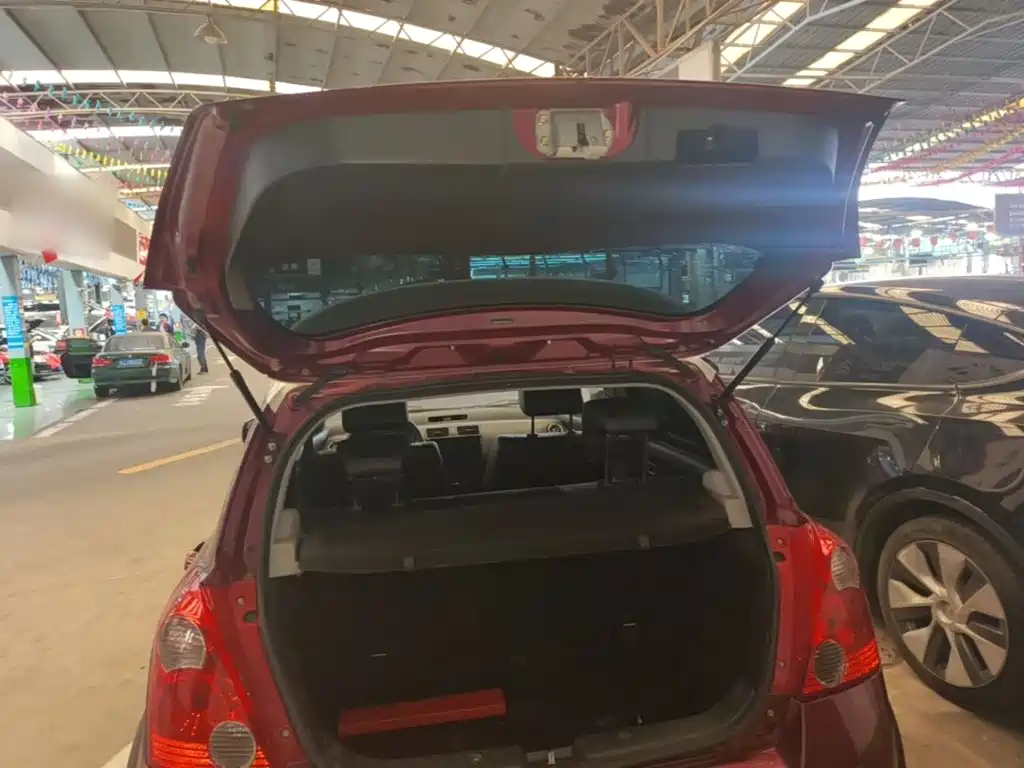 Suzuki Swift — миниатюра 19
