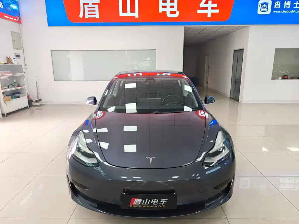 Tesla Model 3 — миниатюра 2