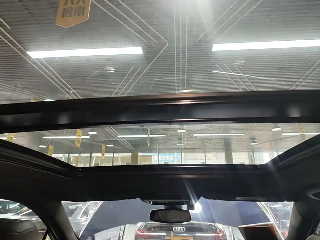 Cadillac XT5 — миниатюра 18