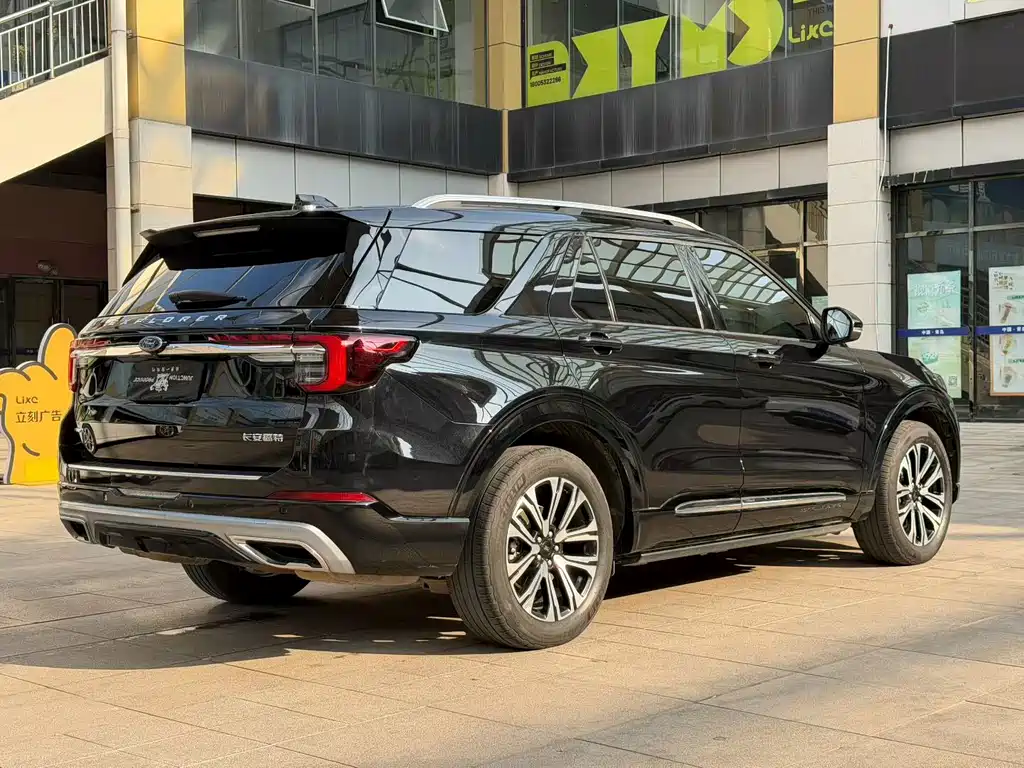 Ford Explorer — миниатюра 9