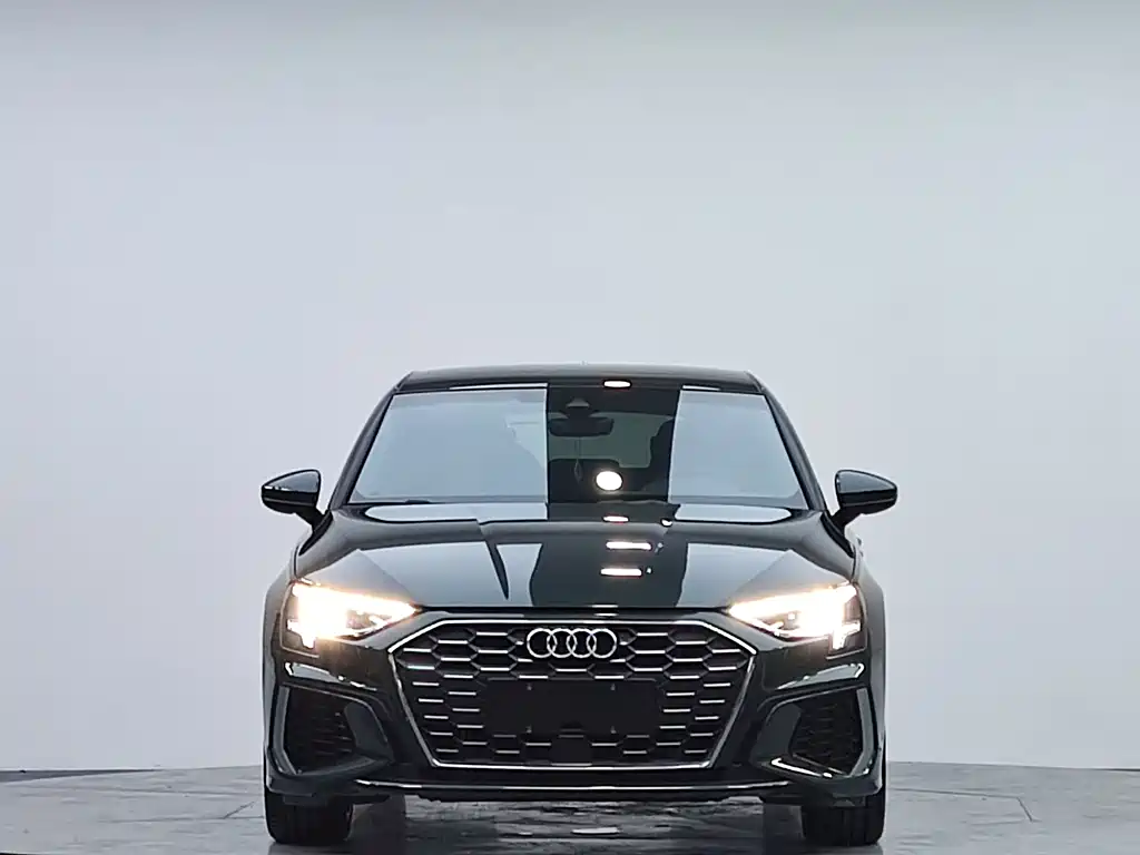 Audi A3 2023 Sportback 35 TFSI Fashion Sport