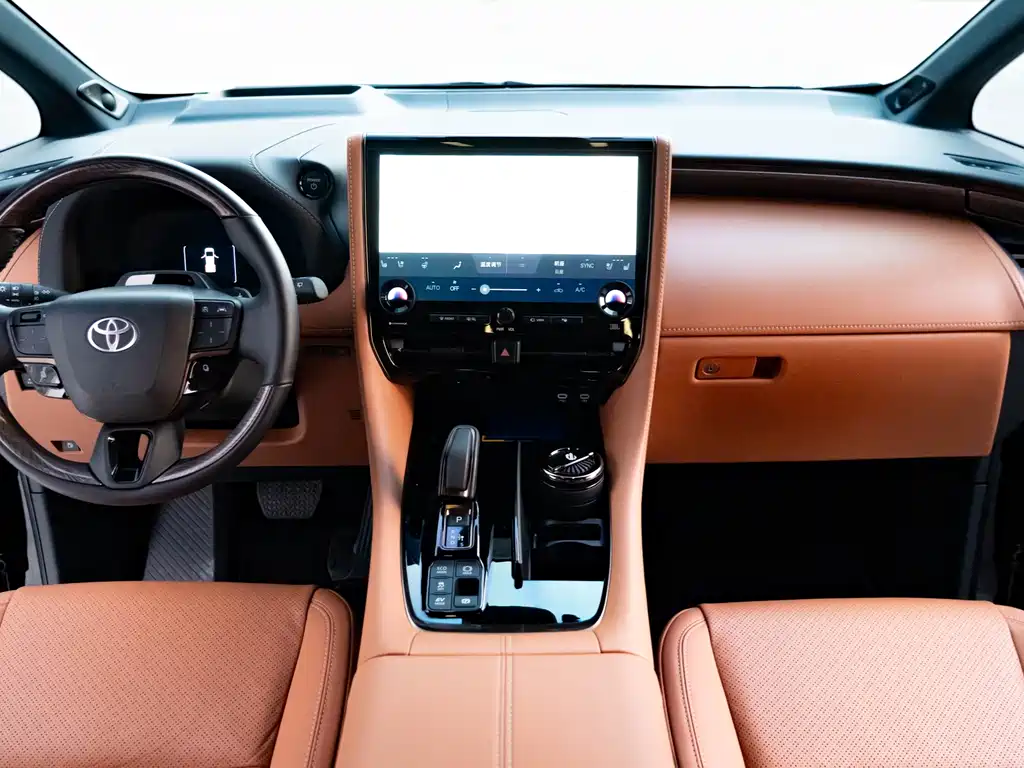 Toyota Alphard — миниатюра 6