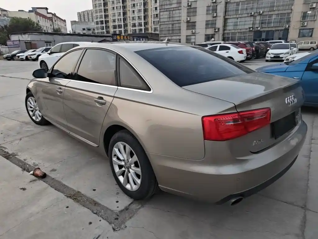 Audi A6L — миниатюра 5