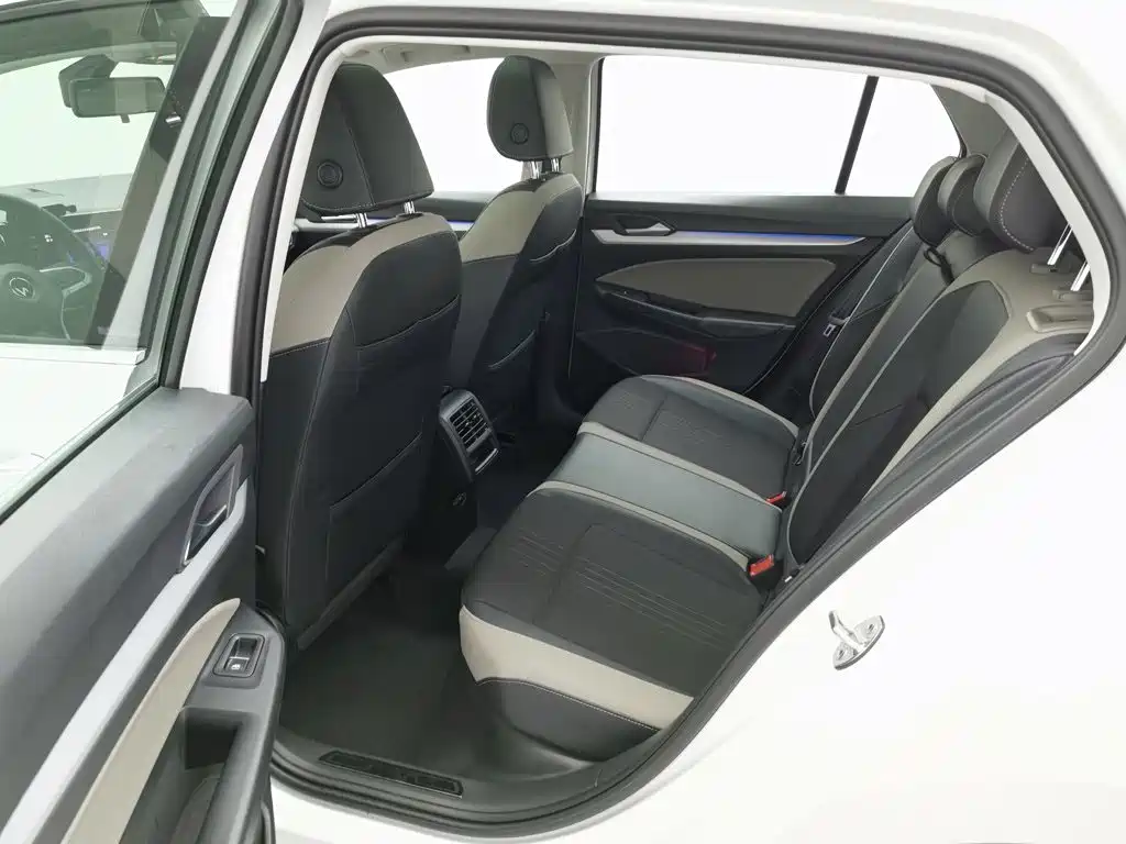 Volkswagen Golf — миниатюра 15