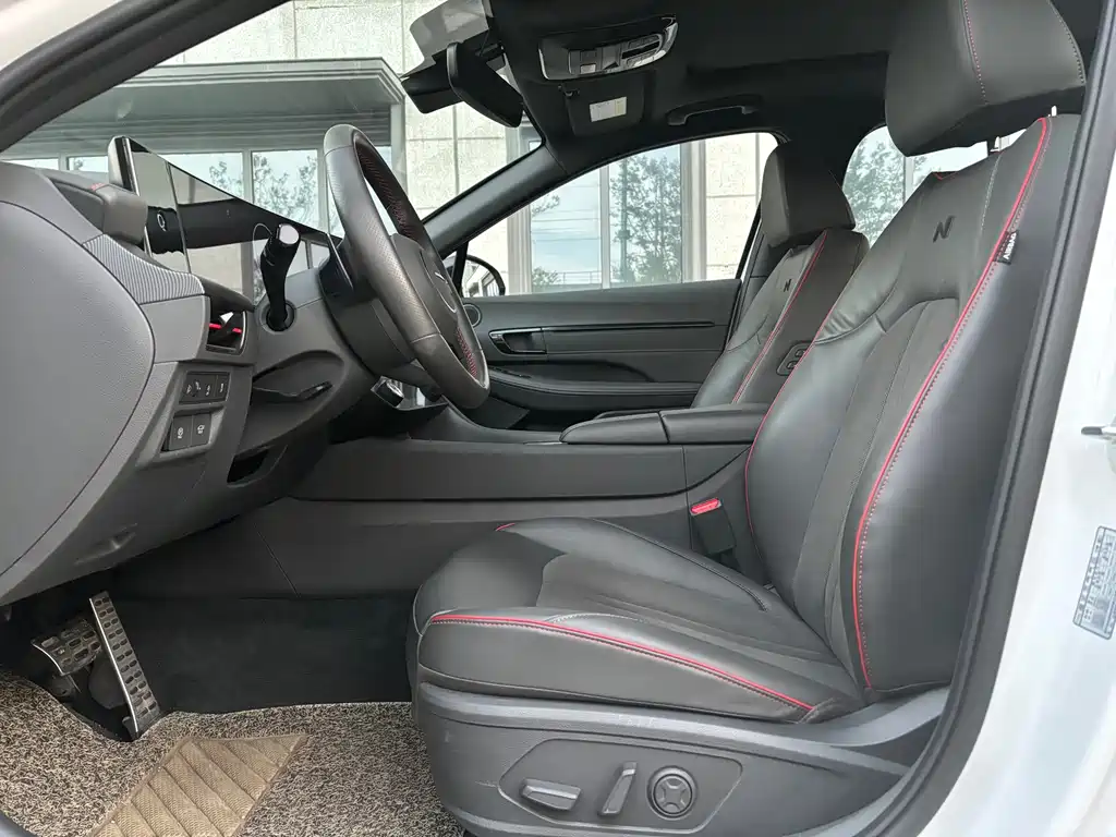 Hyundai Sonata — миниатюра 32