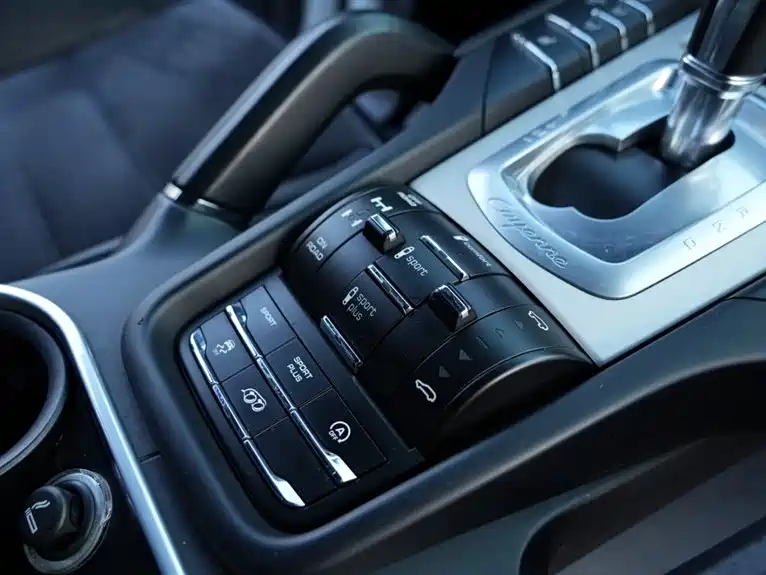 Porsche Cayenne 2016 Cayenne GTS 3.6T