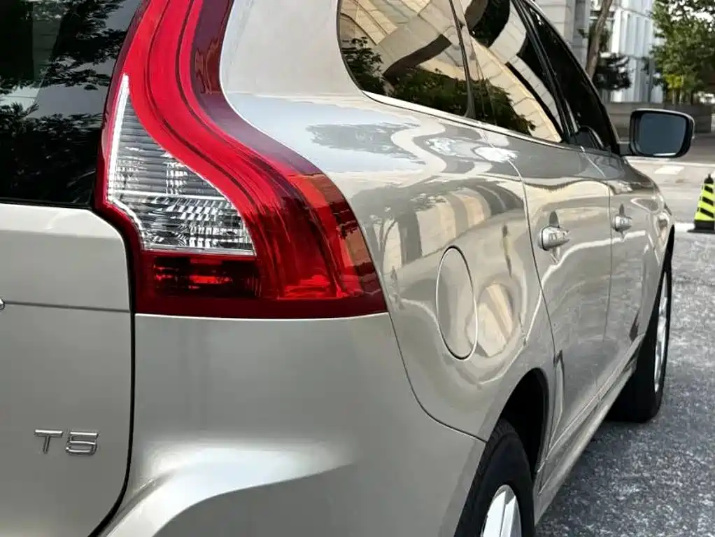 Volvo XC60 — миниатюра 14