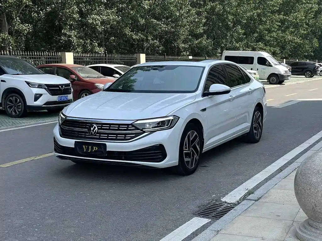 Volkswagen Sagitar 2023