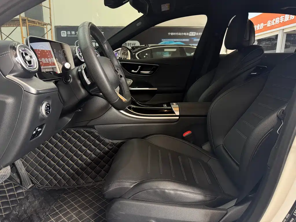 MERCEDES-BENZ C CLASS