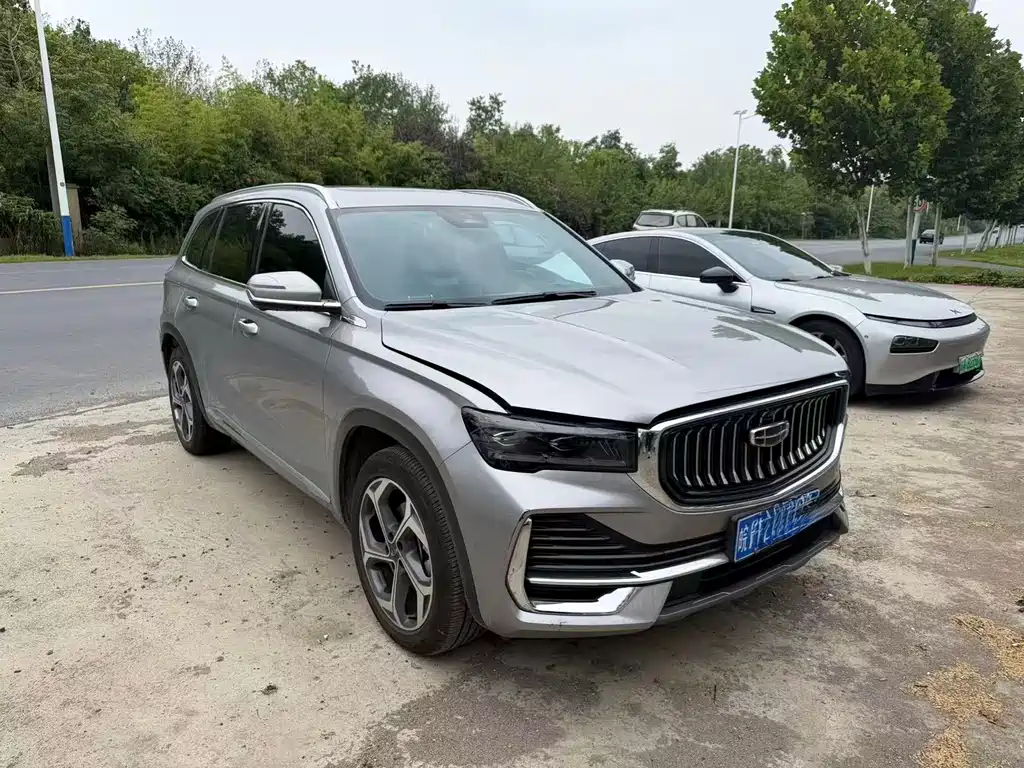 Geely Xingyue L